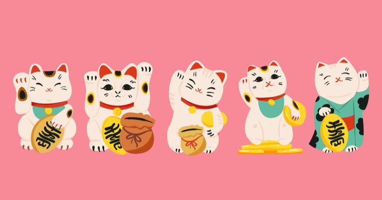 Varios símbolos asiáticos de gato de la suerte. Decoración de la cultura japonesa.